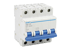 Disjoncteur tétrapolaire : quand l’utiliser en installation industrielle ?