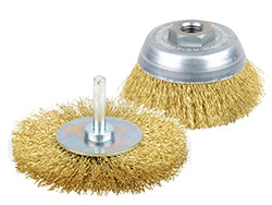 Brosse métalique rotative